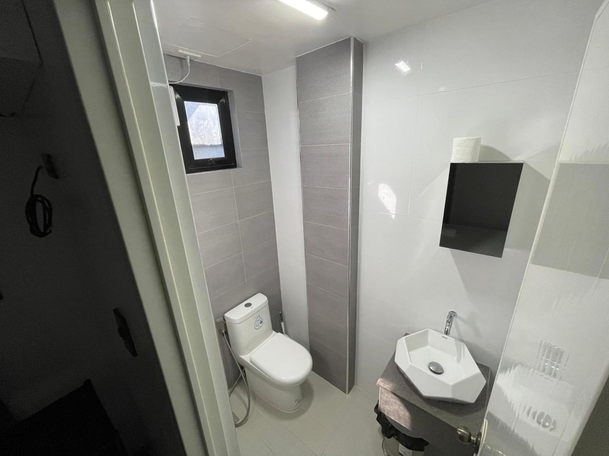 Showmecas Alley Stay Тагбиларан Сити Екстериор снимка