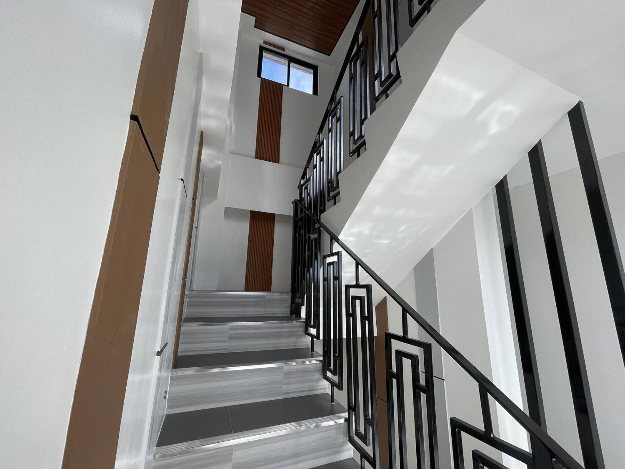 Showmecas Alley Stay Тагбиларан Сити Екстериор снимка