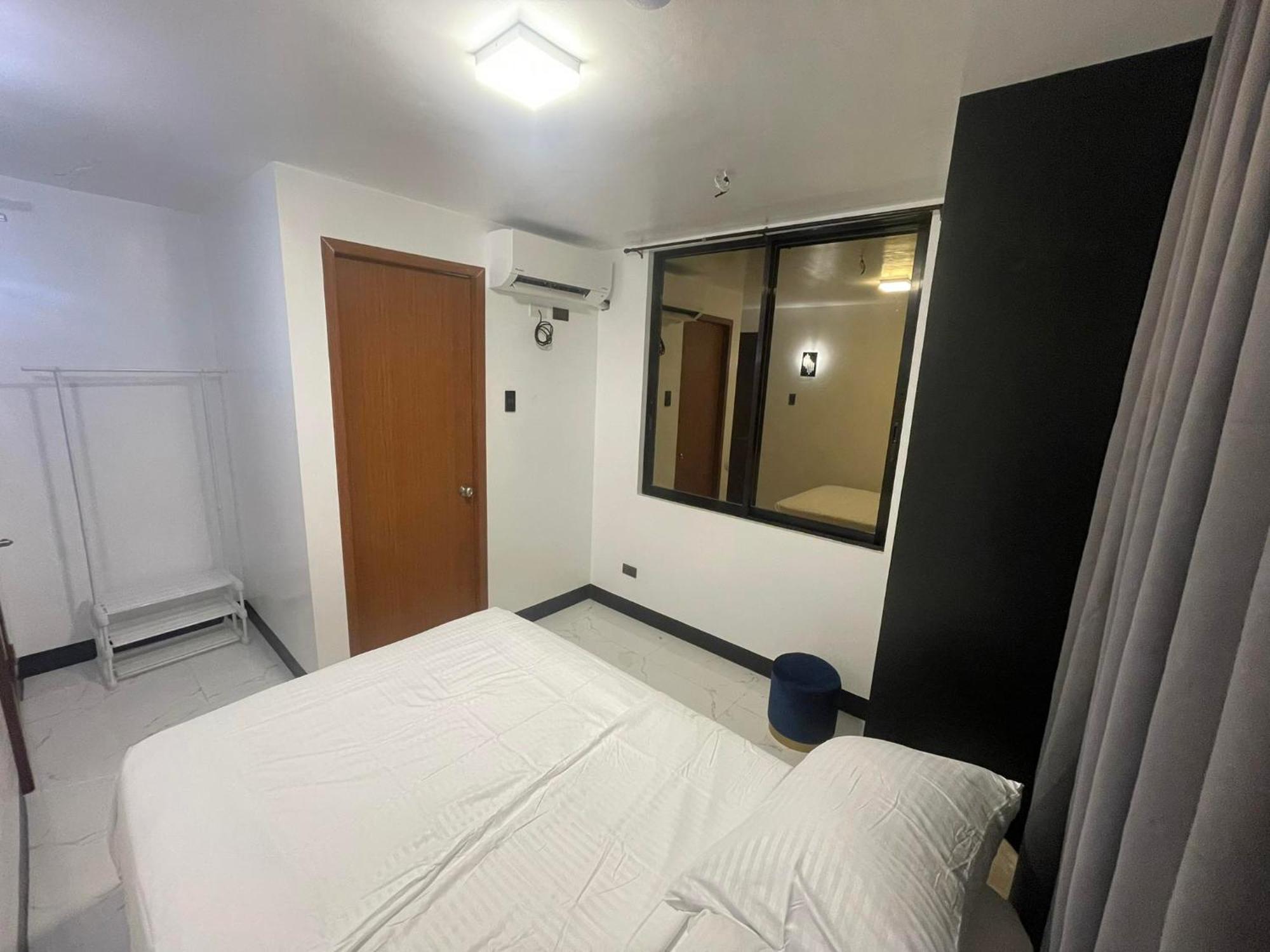 Showmecas Alley Stay Тагбиларан Сити Екстериор снимка