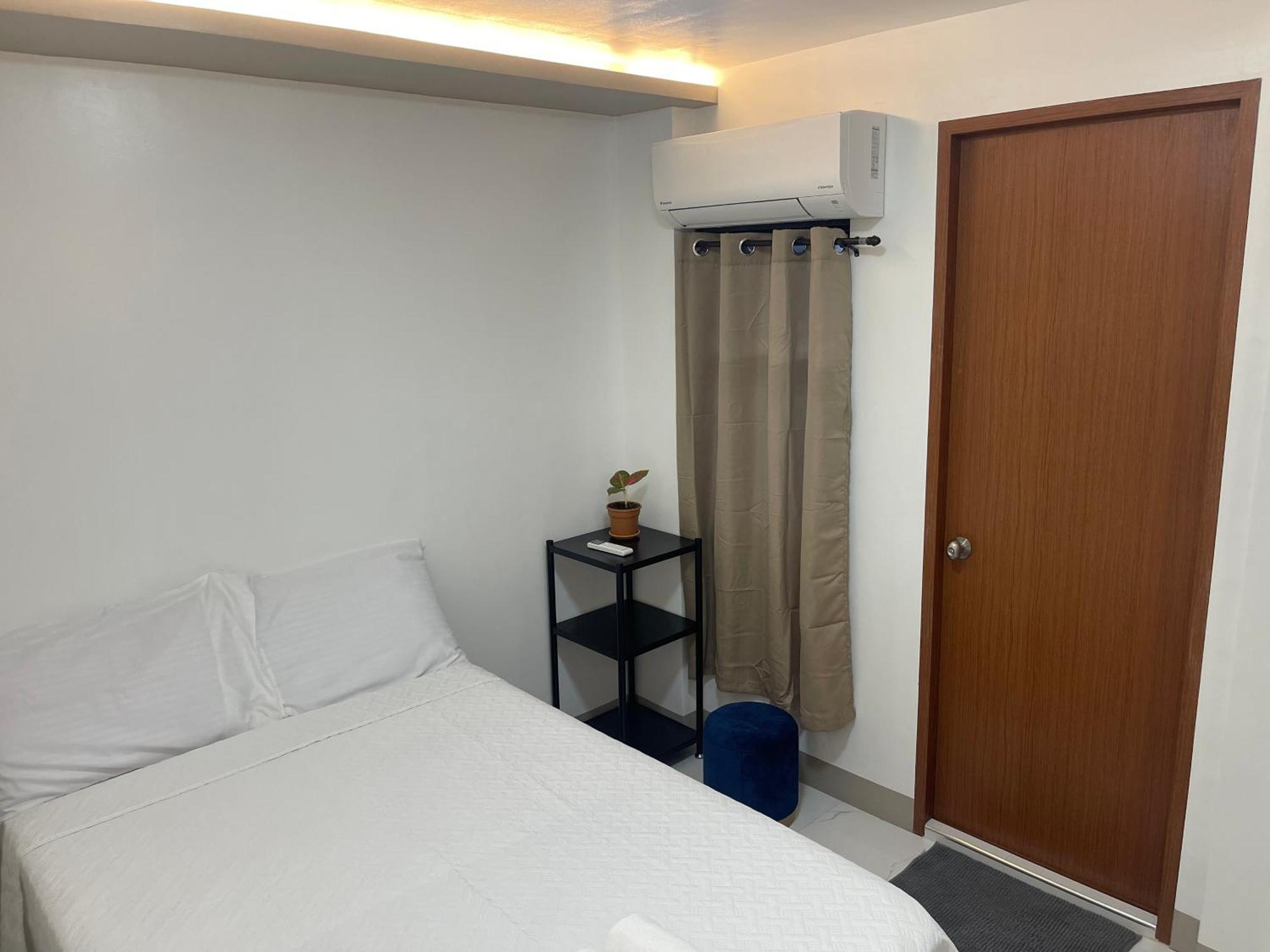 Showmecas Alley Stay Тагбиларан Сити Екстериор снимка