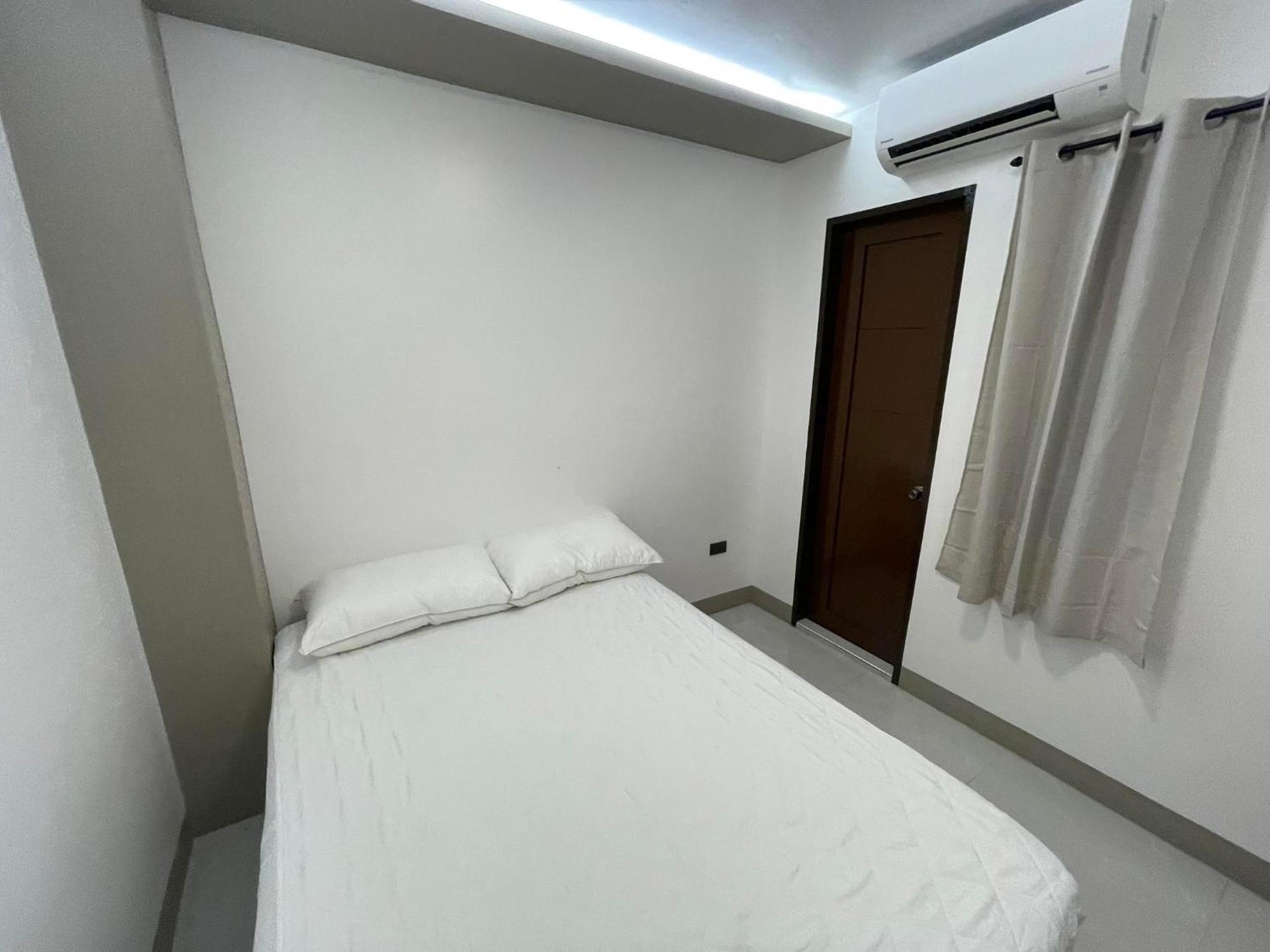 Showmecas Alley Stay Тагбиларан Сити Екстериор снимка