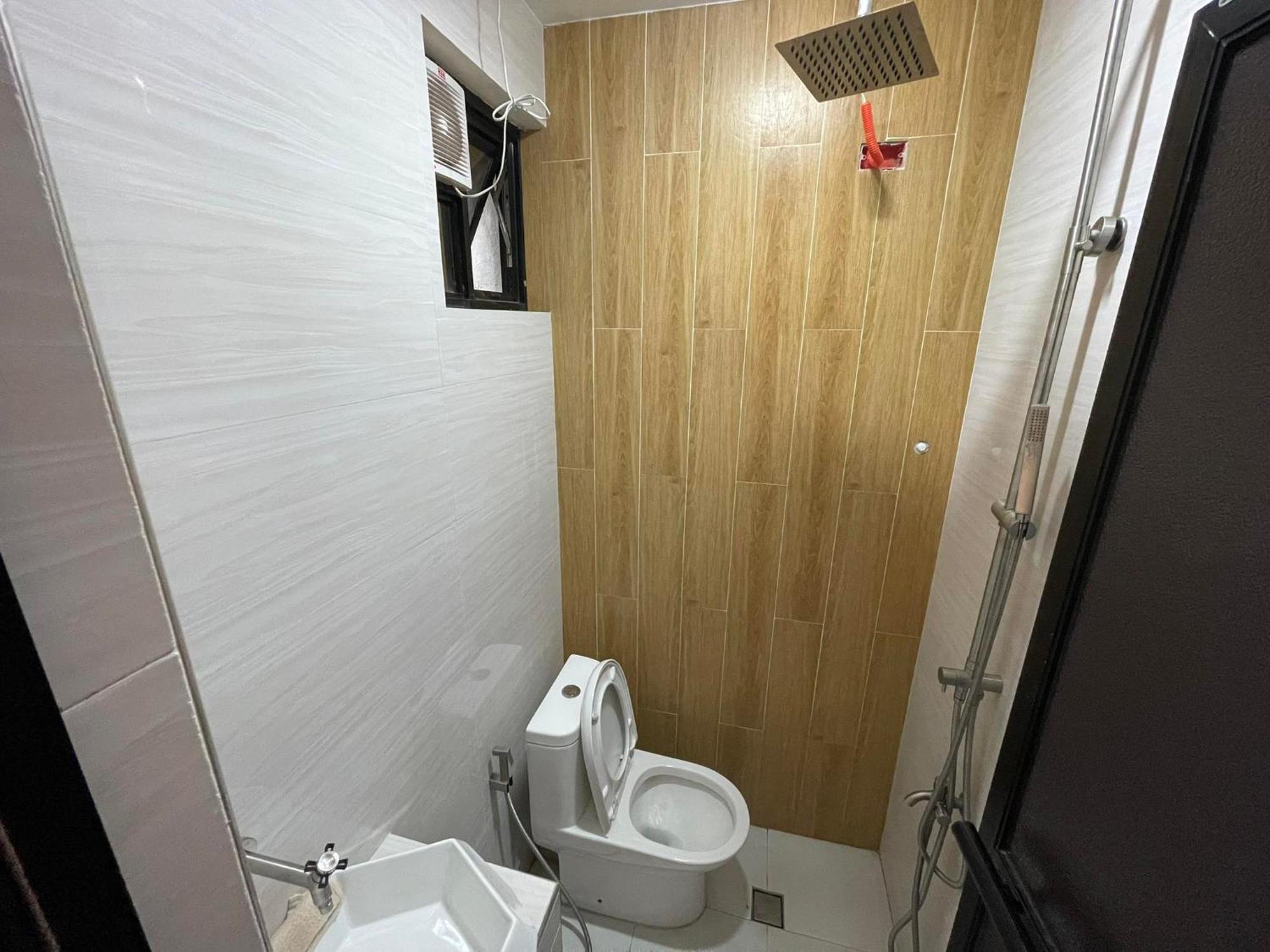 Showmecas Alley Stay Тагбиларан Сити Екстериор снимка